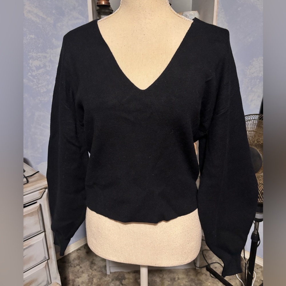 Dynamite Black V-Neck Sweater balloon sleeve xs - Picture 2 of 12